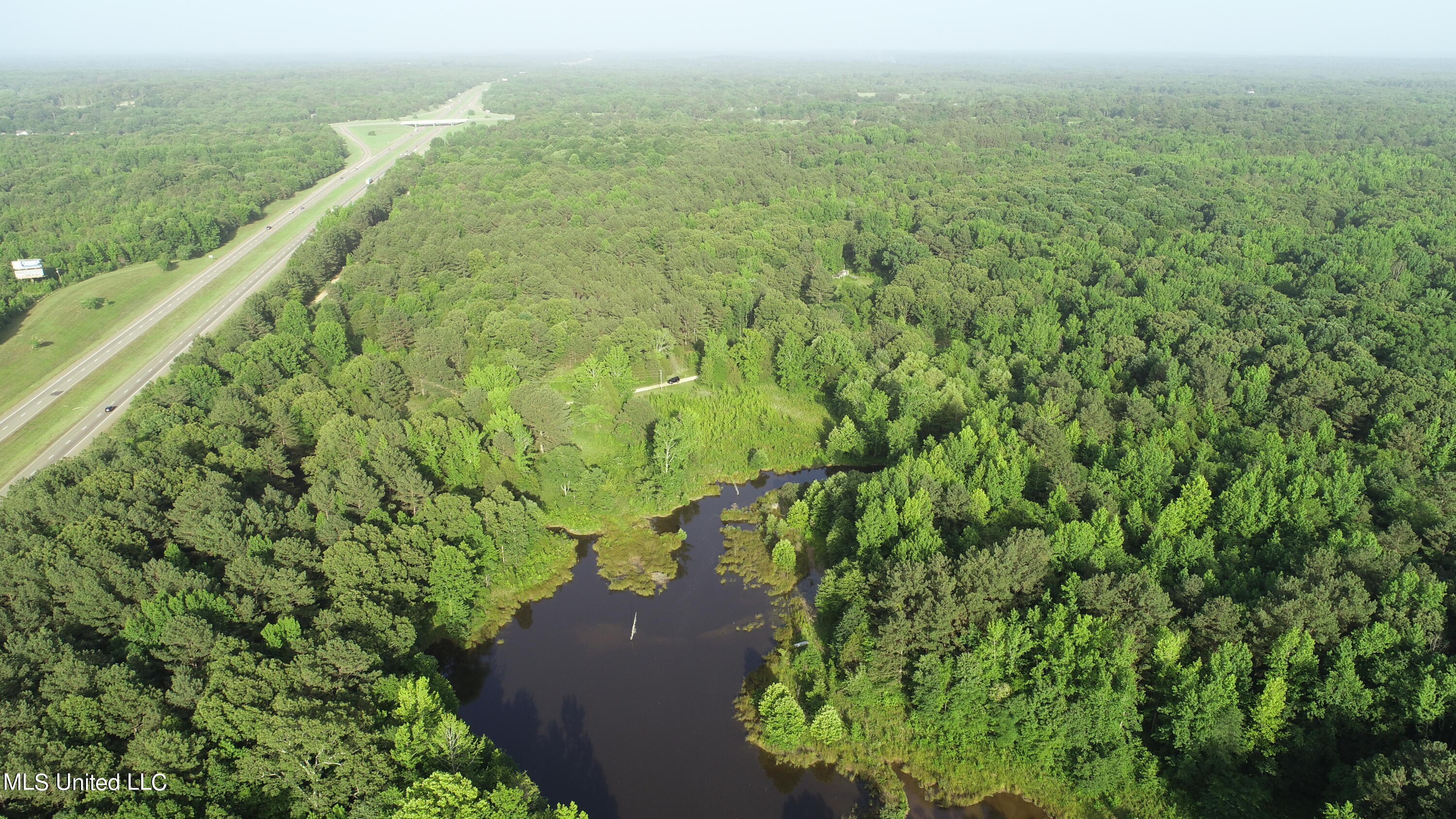 44 Mayse Road Byhalia, MS 38611 - Photo 8 of 8 DJI_0023