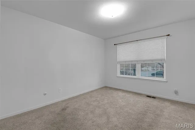 $284,999 | 16 Hill Pointe Court, St. Charles, MO 63303