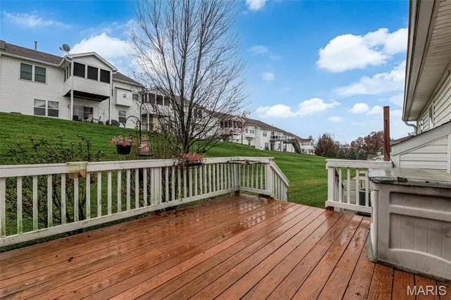 $284,999 | 16 Hill Pointe Court, St. Charles, MO 63303