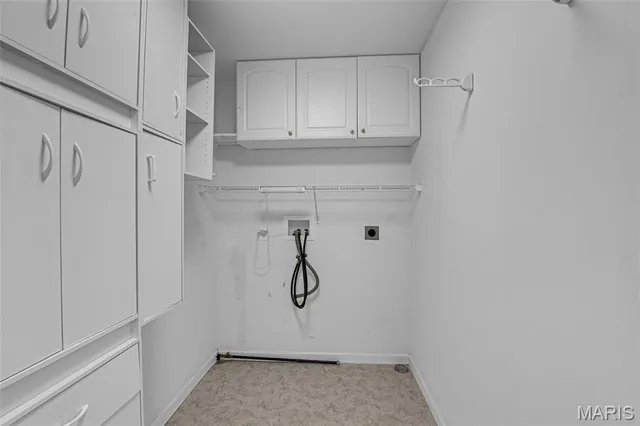 $284,999 | 16 Hill Pointe Court, St. Charles, MO 63303