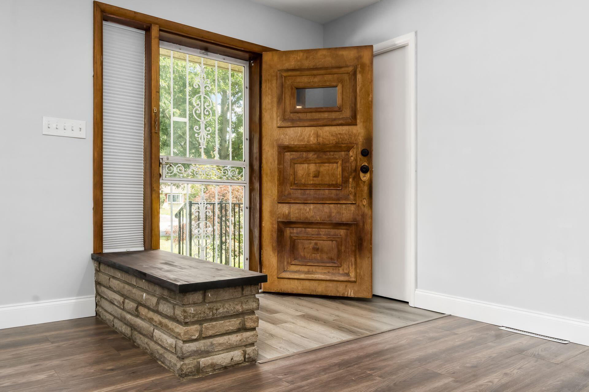 1459 South James Road Columbus, OH 43209 - Photo 5 of 43 011_S - 1459 S James Rd - 022
