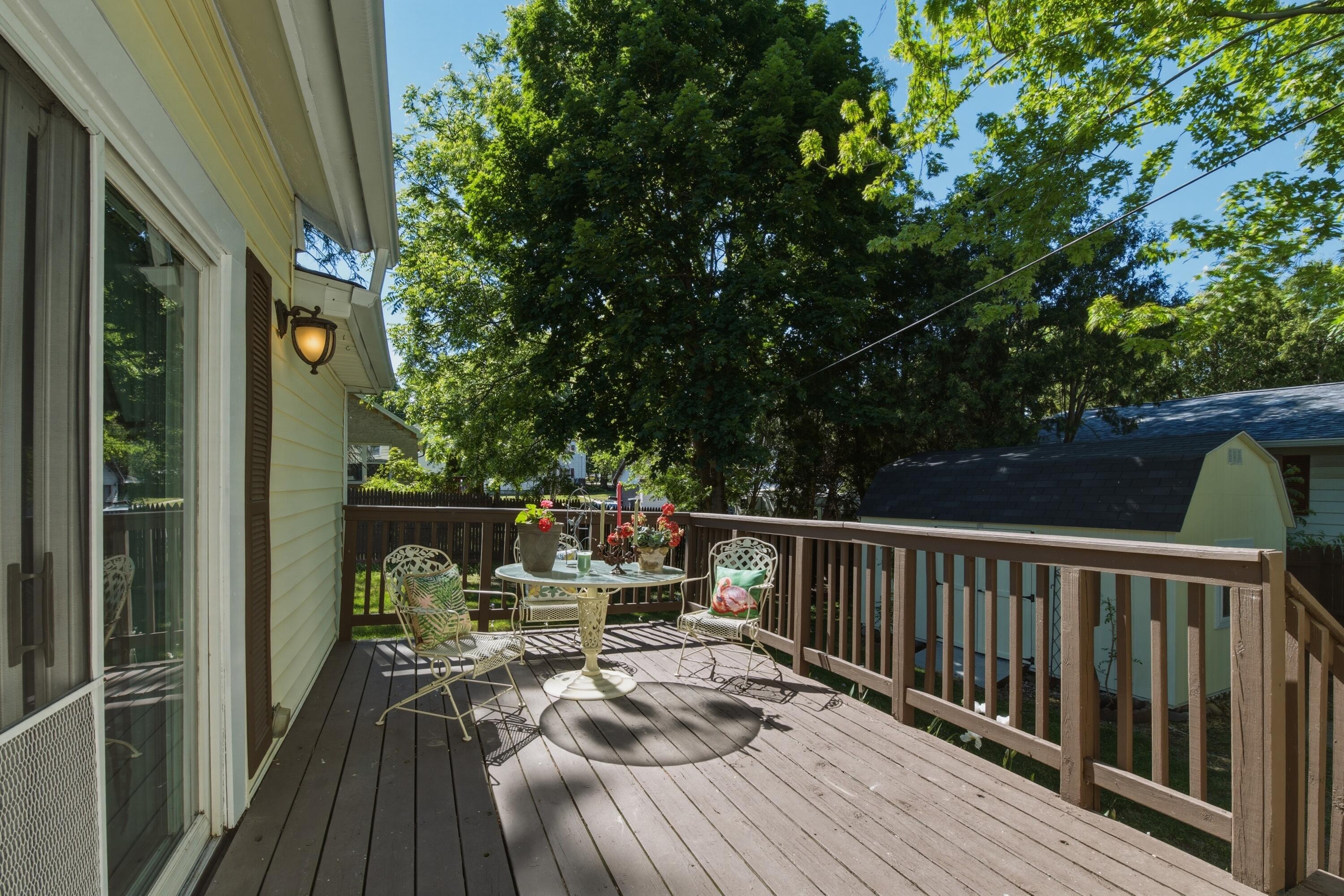 603 Spring Street Lake Geneva, WI 53147 - Photo 4 of 24 03