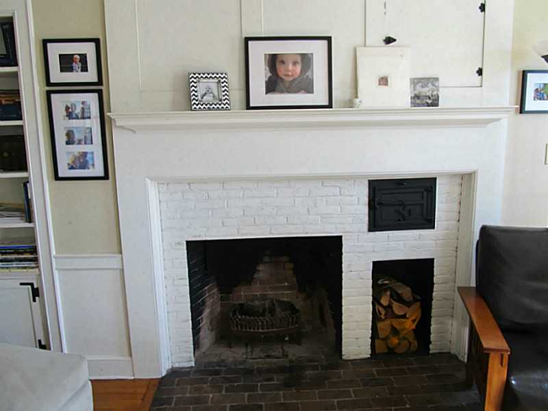 62 Spring Street Pawtucket, RI 02860 - Photo 3 of 16 Living Room.