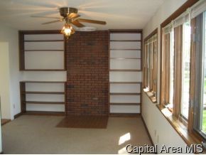 1536 West Adams Street Springfield, IL 62704 - Photo 5 of 11 Gallery Image 5