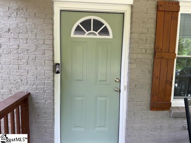 606 East Darby Road Taylors, SC 29687 - Photo 4 of 28