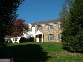 1019 Plumly Road West Chester, PA 19382 - Photo 2 of 3 Gallery Image 2