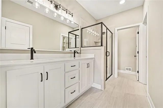 $455,500 | 466 Green Drive, Lawson, MO 64062