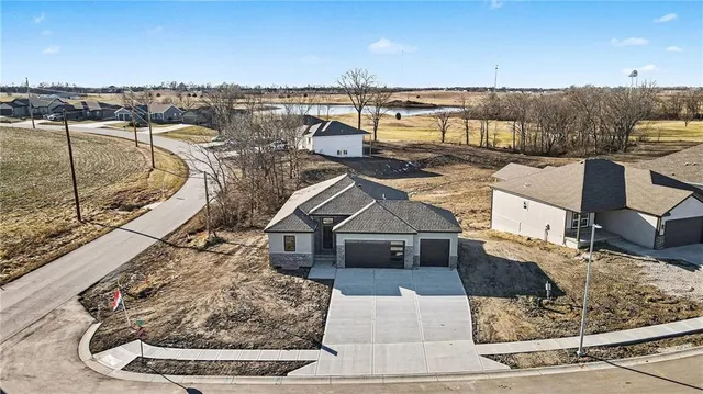 $455,500 | 466 Green Drive, Lawson, MO 64062