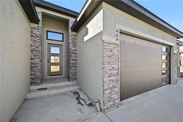 $455,500 | 466 Green Drive, Lawson, MO 64062