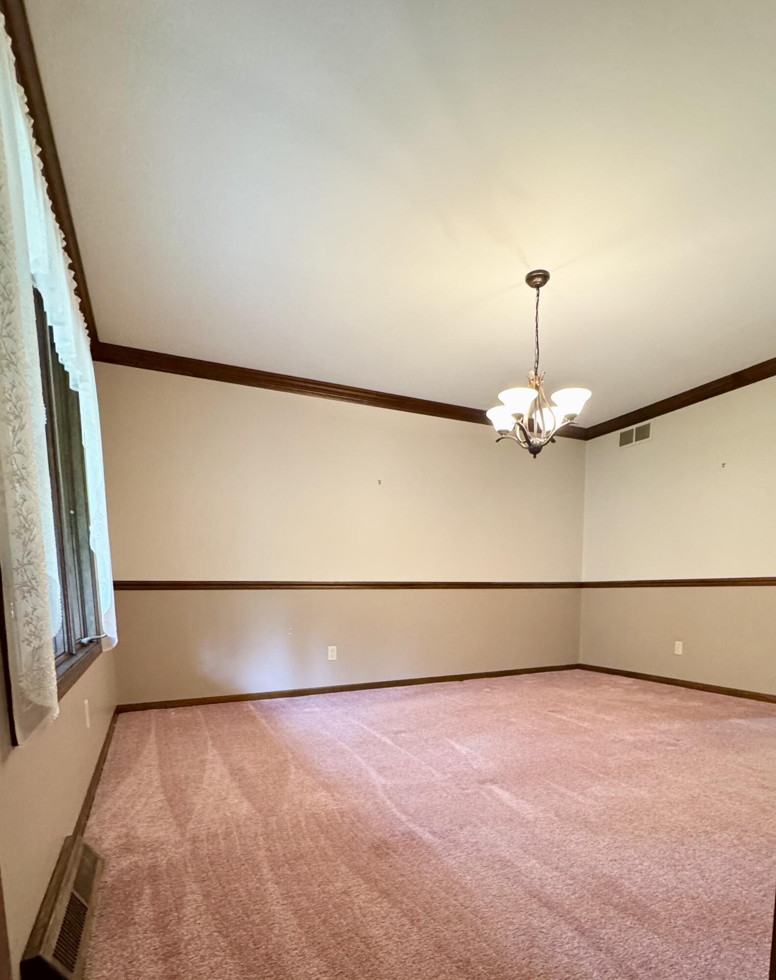 6834 Mercedes Lane Demotte, IN 46310 - Photo 10 of 35 1584x2000