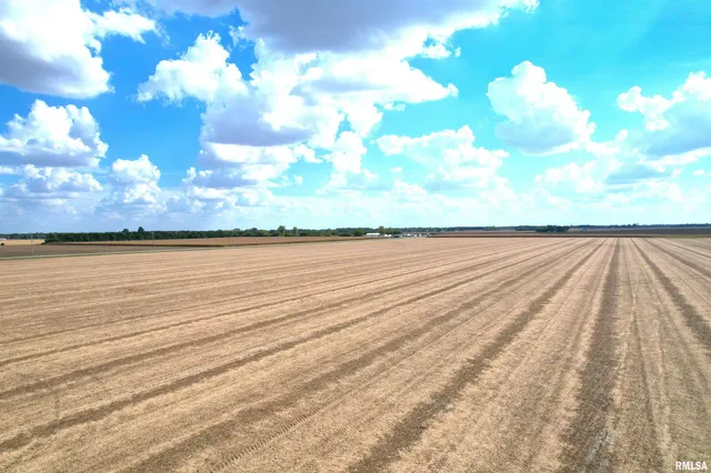 104 Highway Auburn Il 62615, Auburn, IL 62615