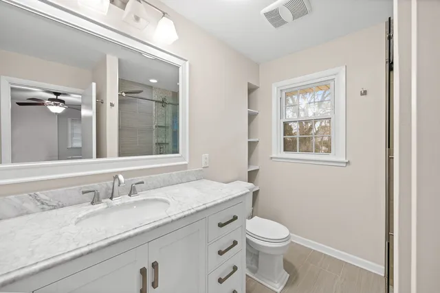 $700,000 | 4817 Stonewall Avenue, Downers Grove, IL 60515