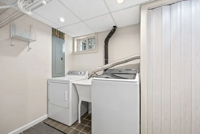 $700,000 | 4817 Stonewall Avenue, Downers Grove, IL 60515