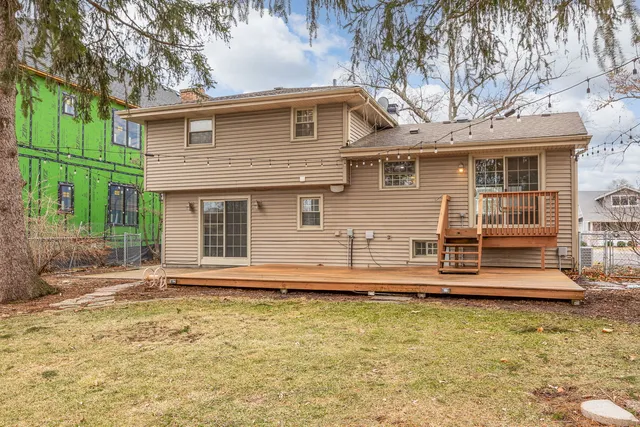 $700,000 | 4817 Stonewall Avenue, Downers Grove, IL 60515