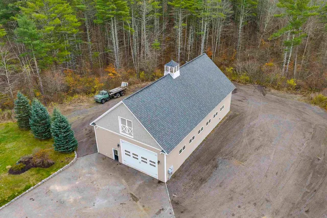 $1,650,000 | 65 Lake Road, Brentwood, NH 03833