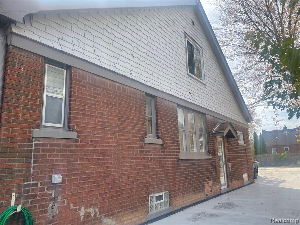 6145 Yorkshire Road Detroit, MI 48224 - Photo 25 of 28