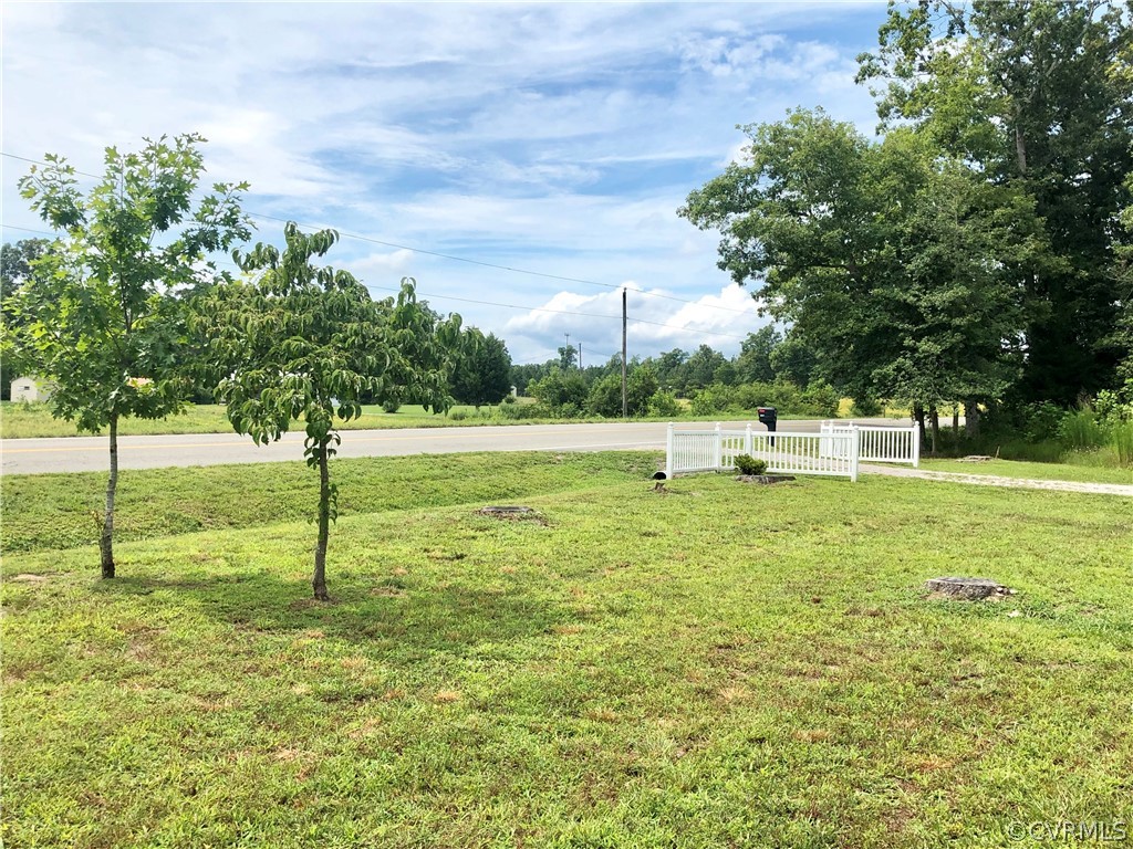 8901 South Quaker Road Quinton, VA 23141 - Photo 2 of 21 Gallery Image 2