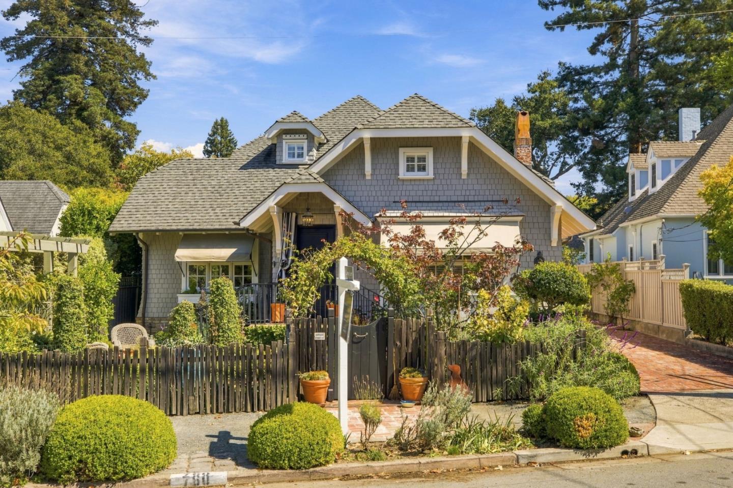 760 Edgewood Road San Mateo, CA 94402 - Photo 4 of 76 Gallery Image 4