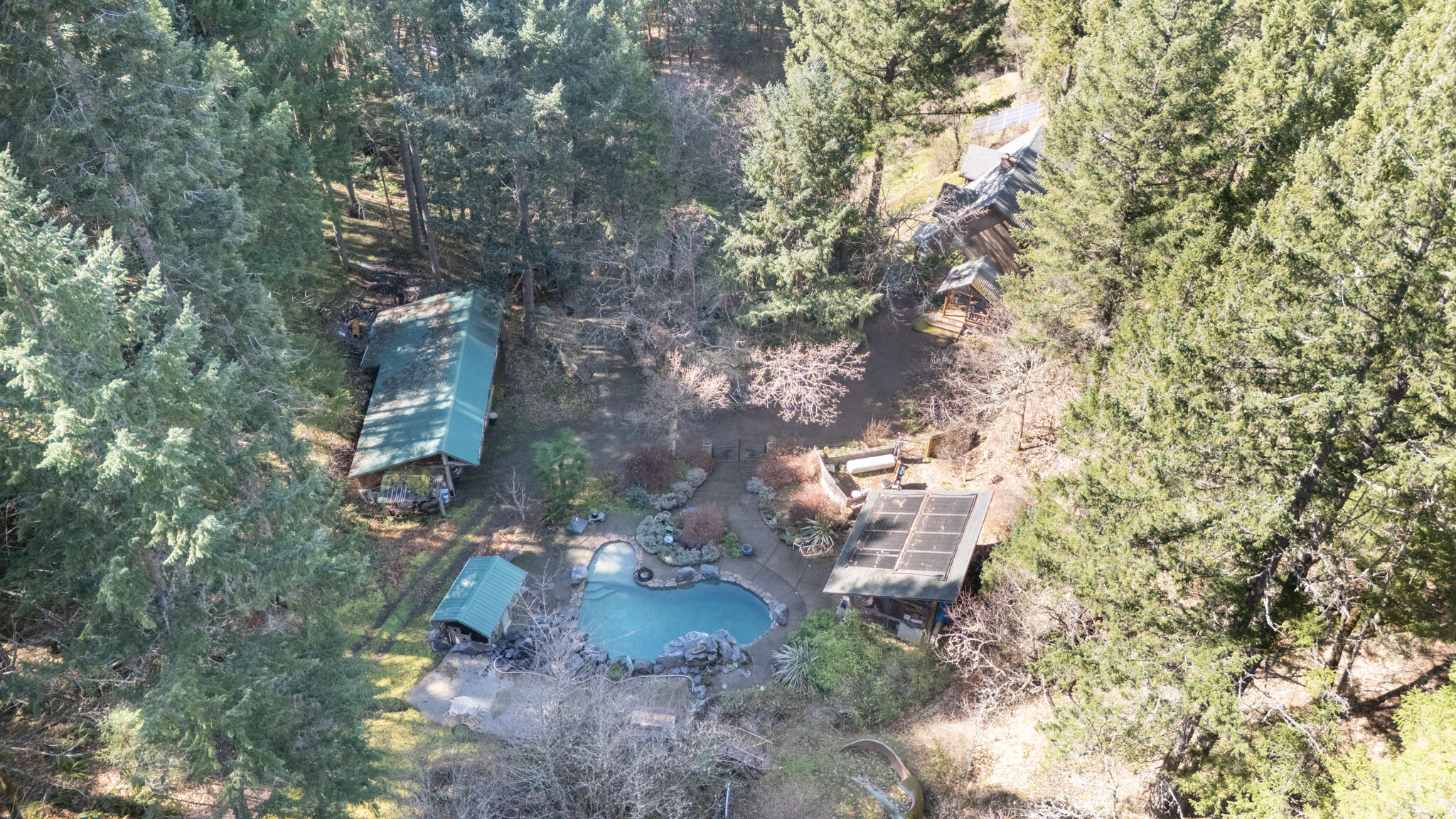 1449 Queen Of Bronze Road Cave Junction, OR 97523 - Photo 45 of 87 DJI_20240327223058_0398_D-HDR