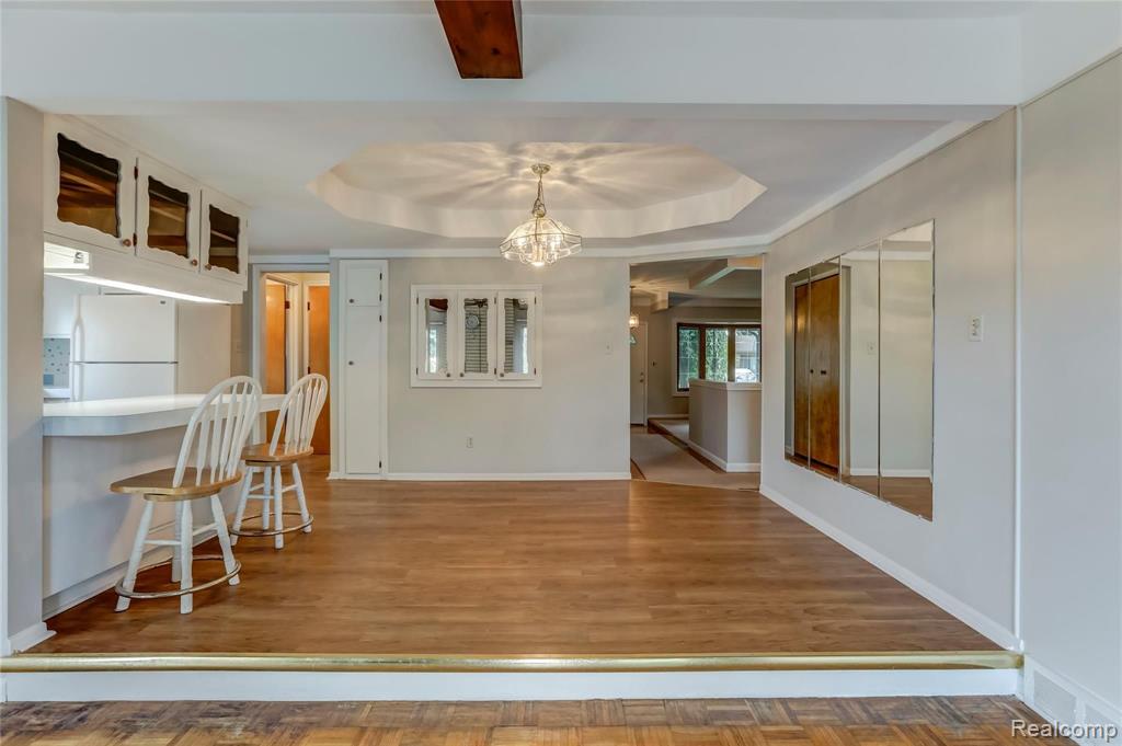 11461 Racine Road Warren, MI 48093 - Photo 8 of 29