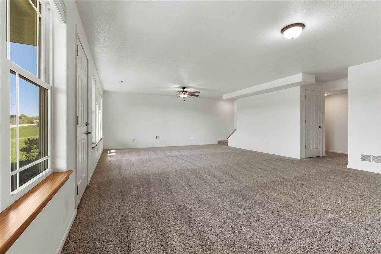 4924 Walnut Road Southwest Kalona, IA 52247 - Photo 33 of 56 Gallery Image 33