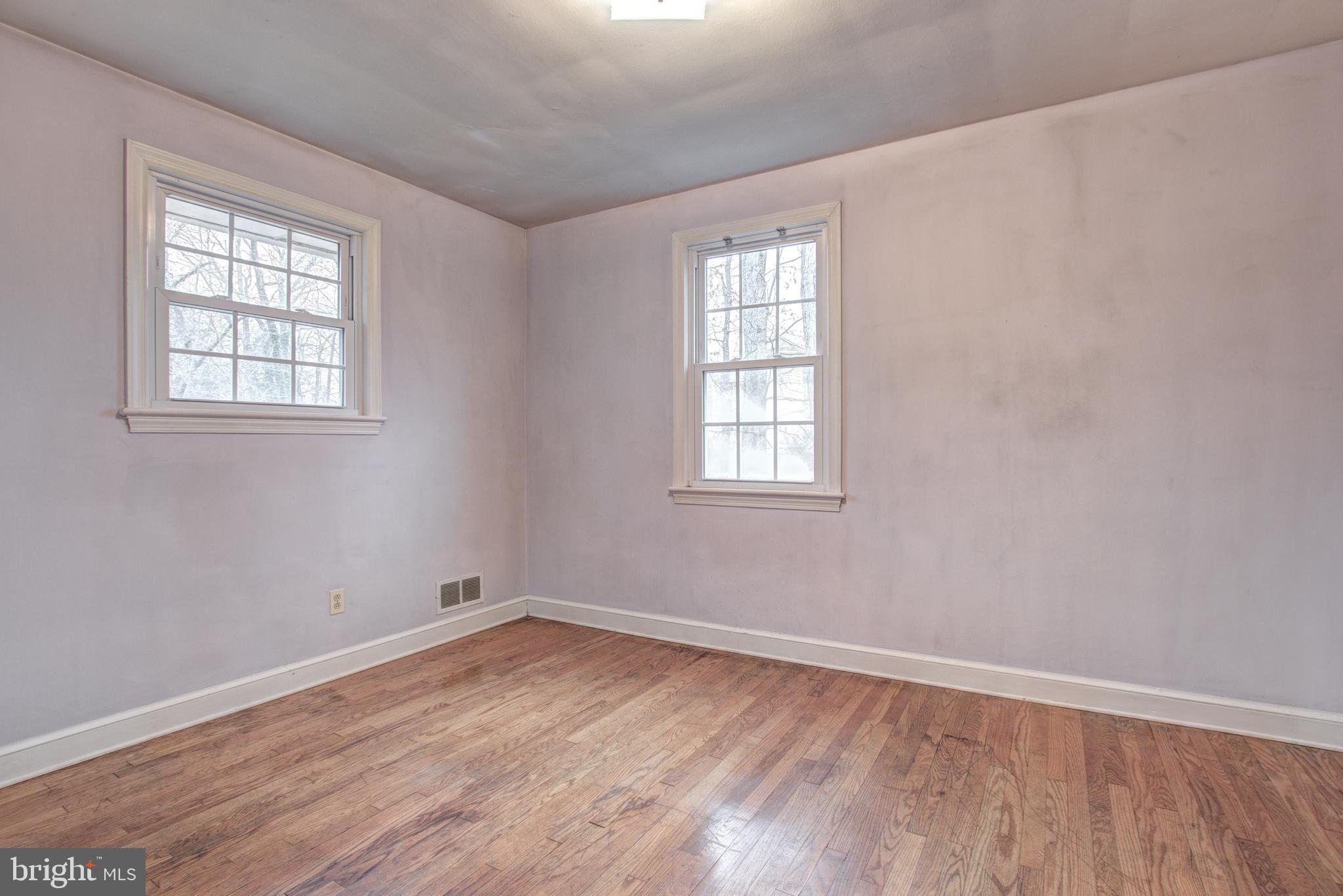 4104 Wakefield Chapel Road Annandale, VA 22003 - Photo 15 of 30