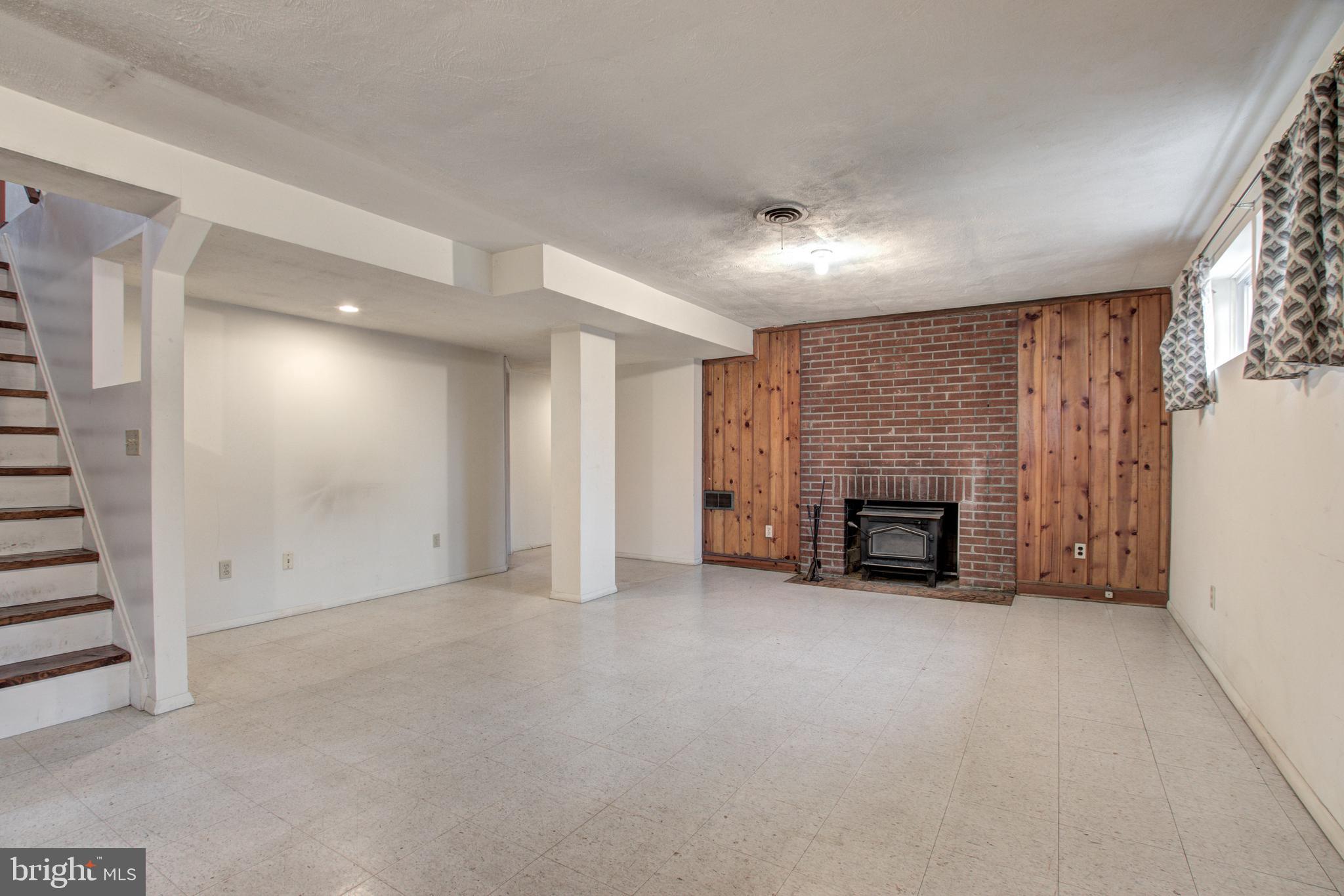 4104 Wakefield Chapel Road Annandale, VA 22003 - Photo 21 of 30