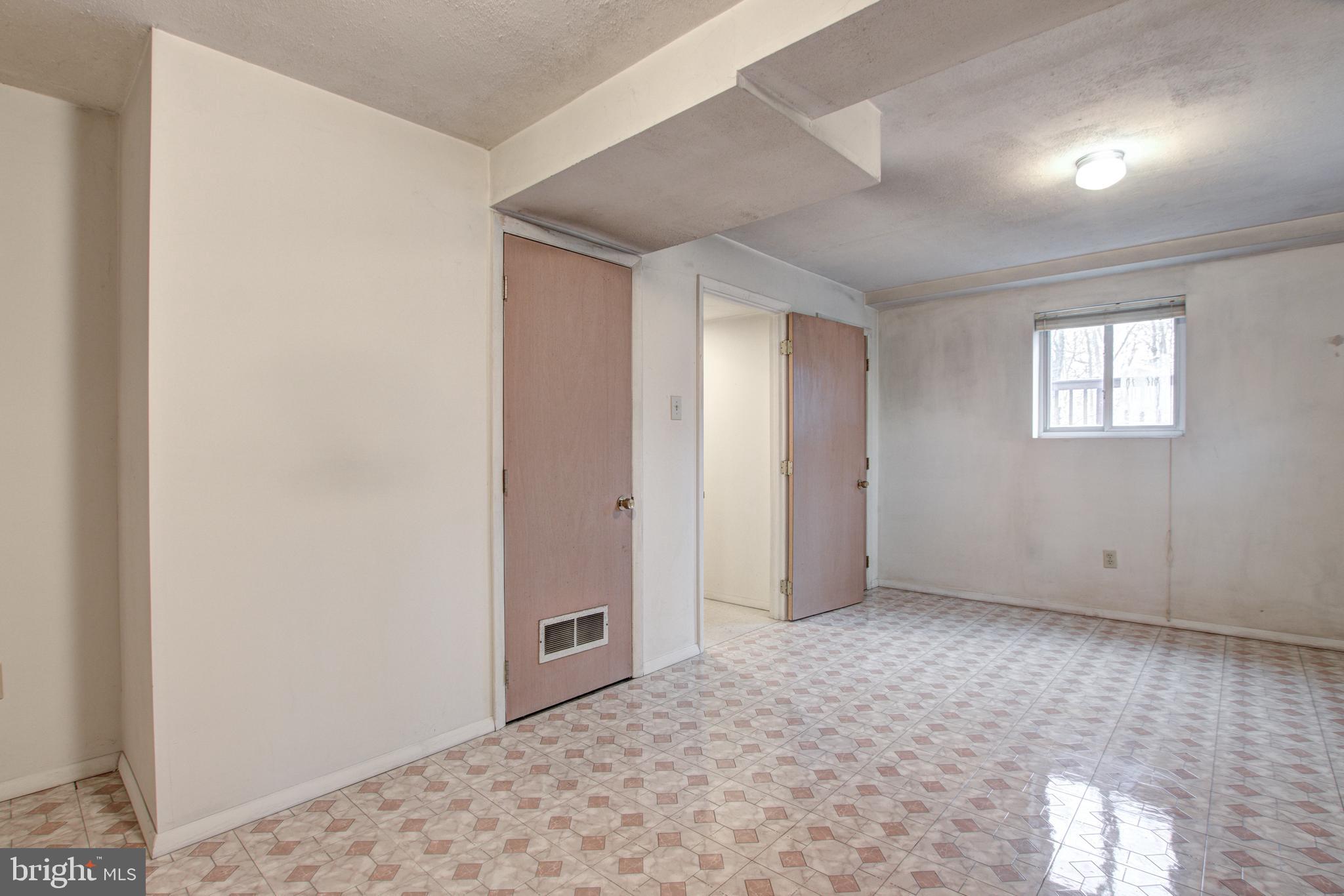4104 Wakefield Chapel Road Annandale, VA 22003 - Photo 23 of 30