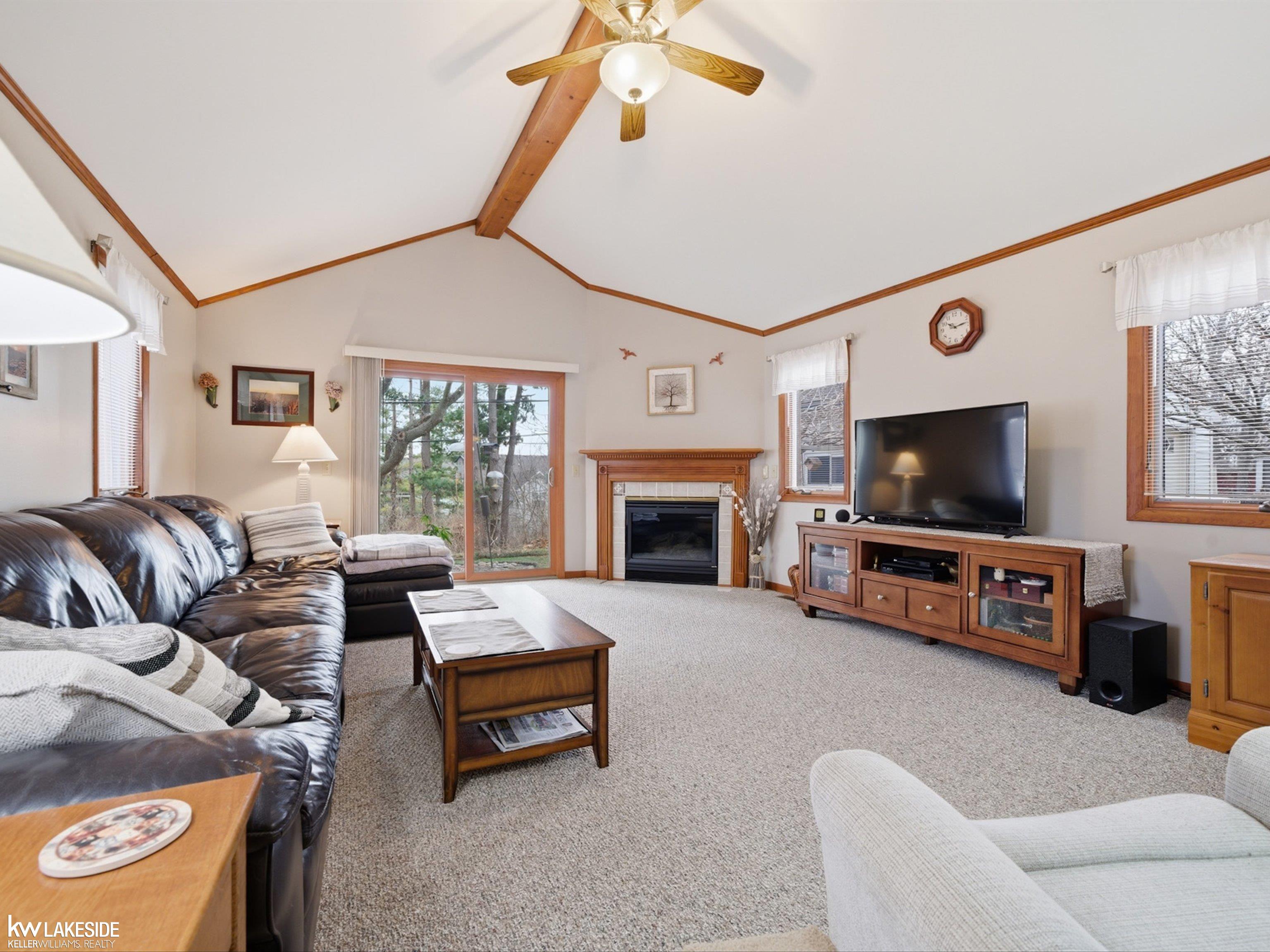 516 Miller Avenue Rochester, MI 48307 - Photo 20 of 43 50203022-06e35230-ffdb-4498-b125-16d07bea1970.JPG
