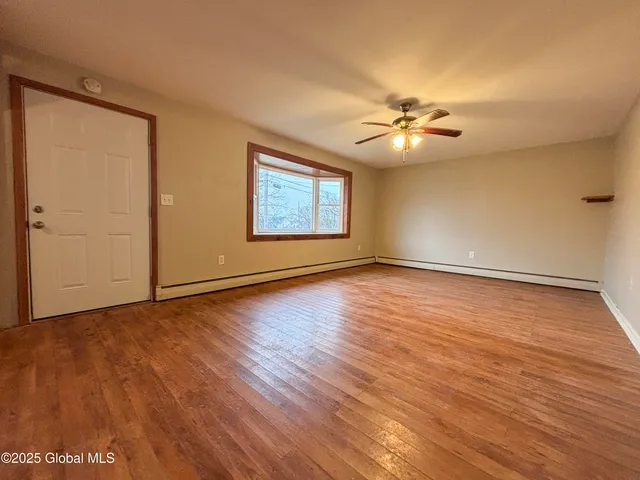 $179,900 | 3 Schuyler Avenue, Ravena, NY 12143