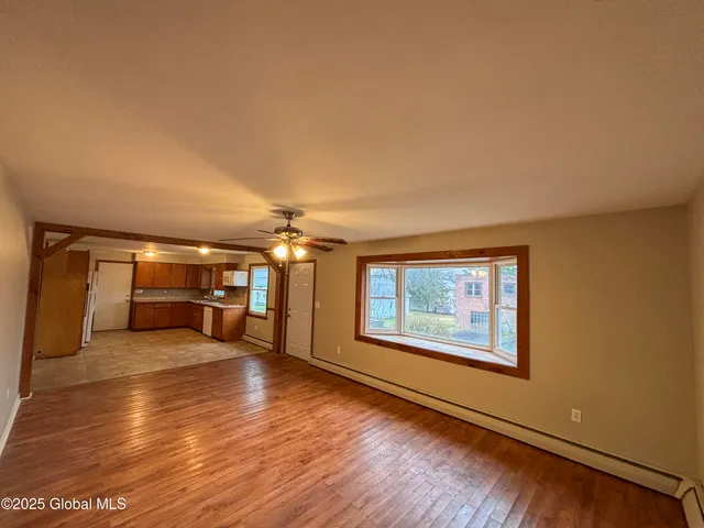 $179,900 | 3 Schuyler Avenue, Ravena, NY 12143