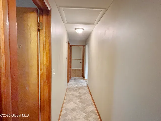 $179,900 | 3 Schuyler Avenue, Ravena, NY 12143