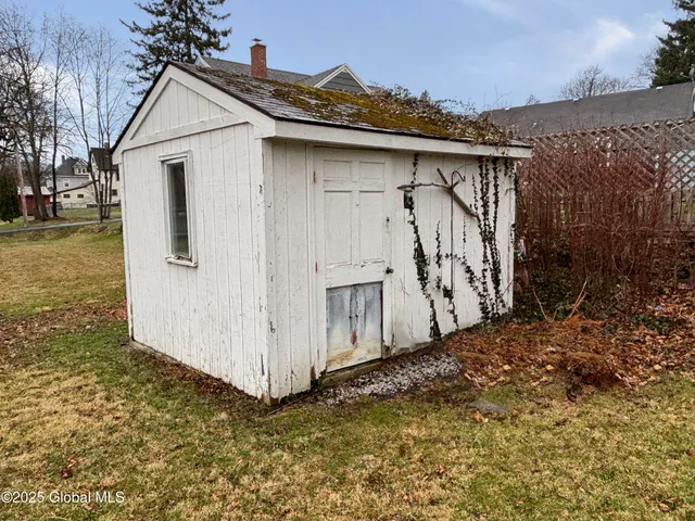 $179,900 | 3 Schuyler Avenue, Ravena, NY 12143