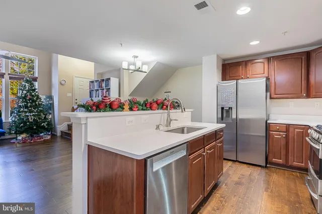 $415,000 | 15269 Avens Creek Drive, Haymarket, VA 20169