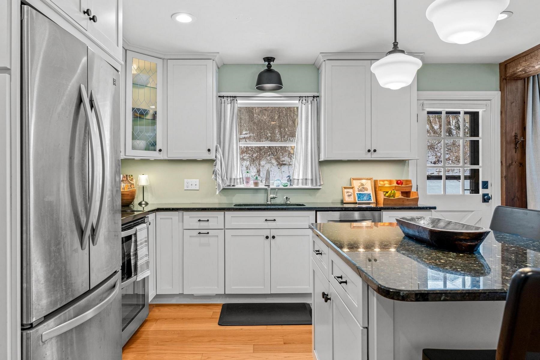 27 Blackberry Ridge Place Rutland Town, VT 05736 - Photo 15 of 60 Gallery Image 15
