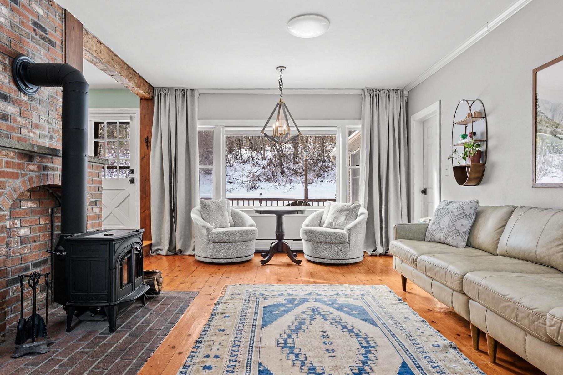 27 Blackberry Ridge Place Rutland Town, VT 05736 - Photo 8 of 60 Gallery Image 8