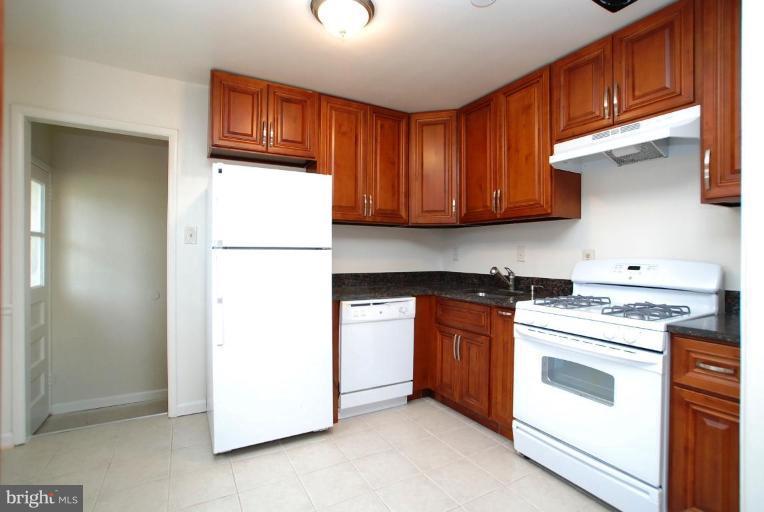923 Gabel Court Silver Spring, MD 20901 - Photo 4 of 14 Kitchen #3
