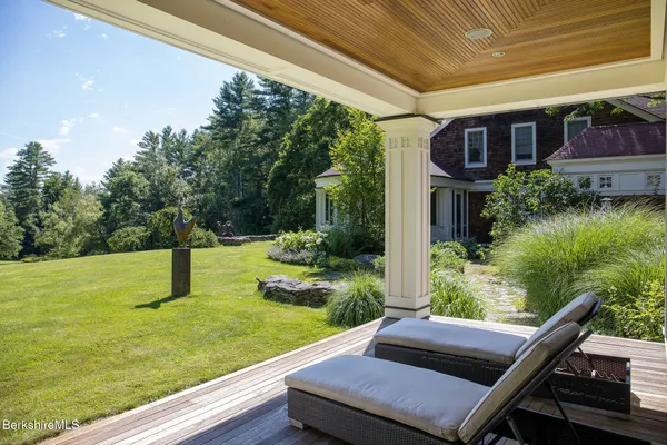 $3,995,000 | 662 Brewer Hill Road, New Marlborough, MA 01244