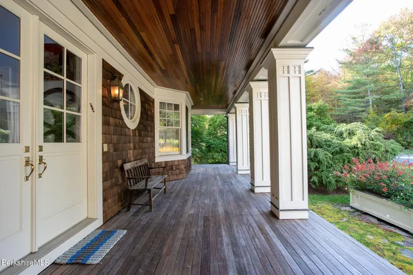 $3,995,000 | 662 Brewer Hill Road, New Marlborough, MA 01244