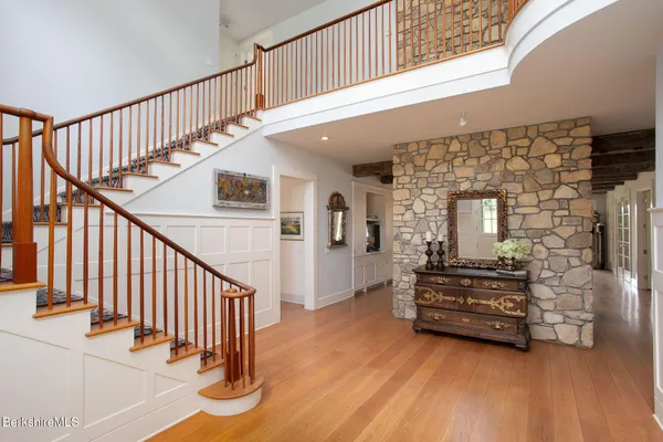 $3,995,000 | 662 Brewer Hill Road, New Marlborough, MA 01244