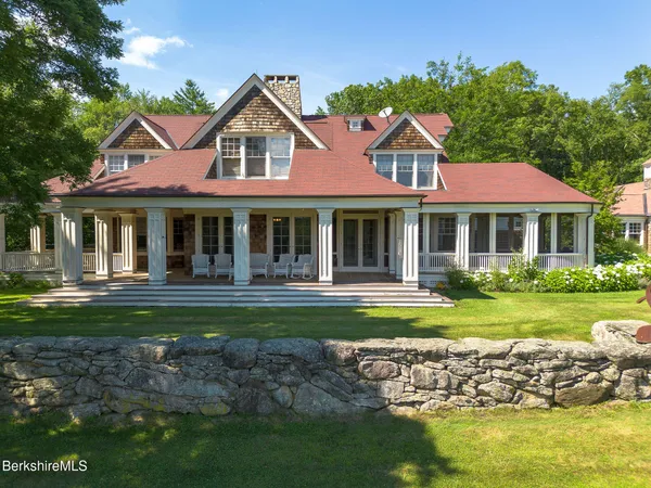 $3,995,000 | 662 Brewer Hill Road, New Marlborough, MA 01244