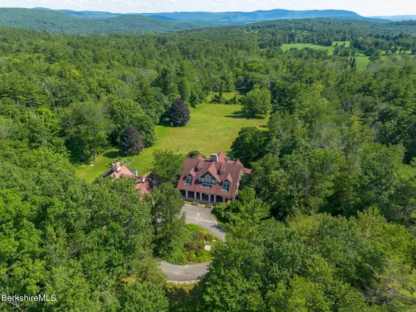 $3,995,000 | 662 Brewer Hill Road, New Marlborough, MA 01244