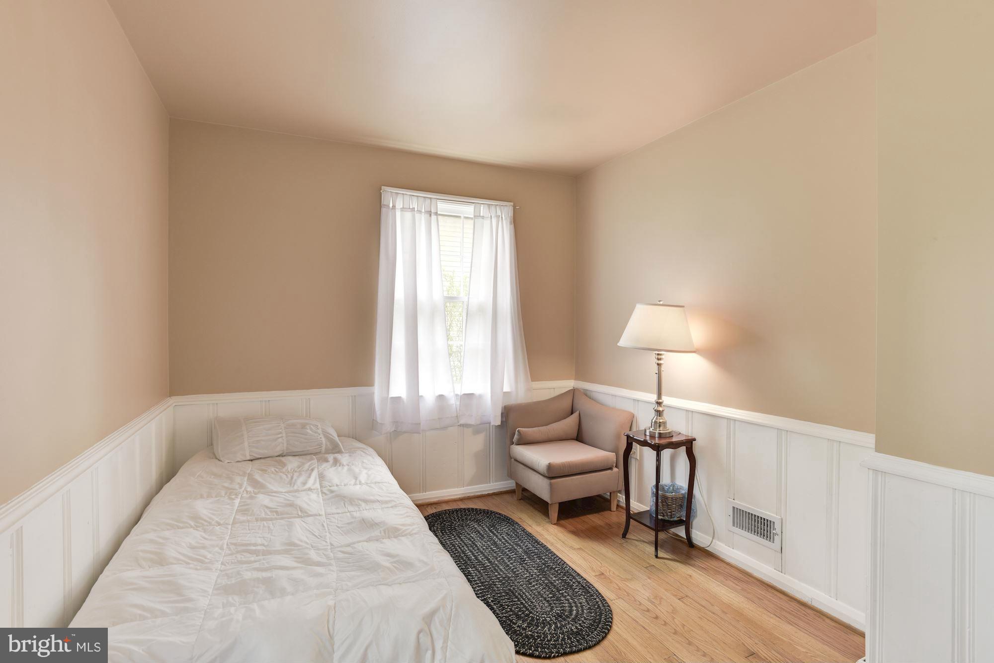 6407 Banbury Road Baltimore, MD 21239 - Photo 14 of 26 Bedroom 4 again.
