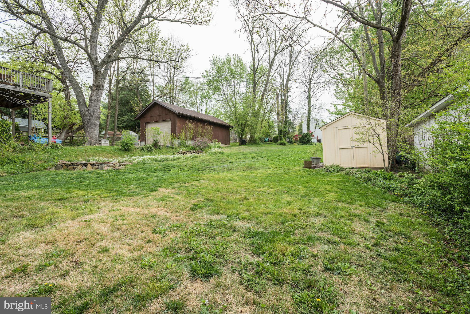 6407 Banbury Road Baltimore, MD 21239 - Photo 23 of 26 Shed. Professionally landscaped.