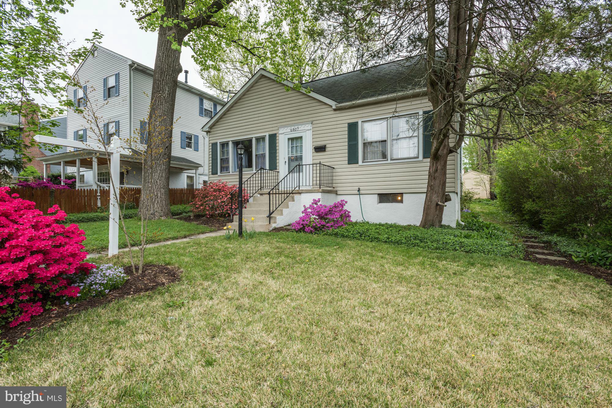 6407 Banbury Road Baltimore, MD 21239 - Photo 25 of 26 Lush landscaping