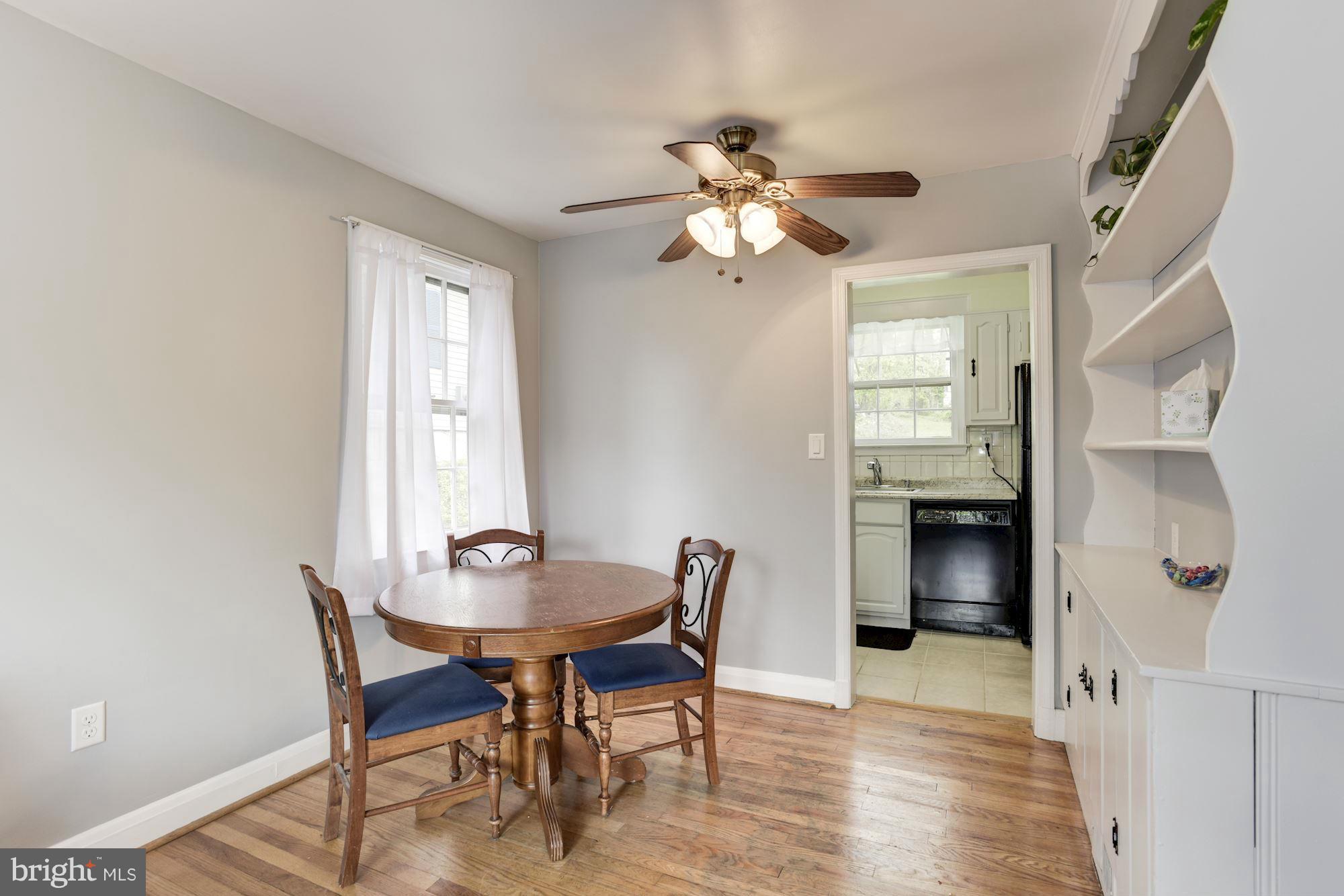 6407 Banbury Road Baltimore, MD 21239 - Photo 7 of 26 Dining Room off living room