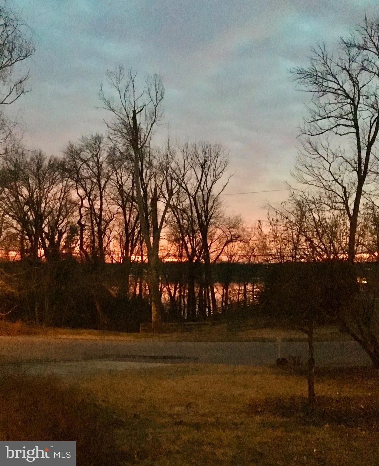 9814 Indian Queen Point Road Fort Washington, MD 20744 - Photo 38 of 39 Evening View of the Potomac