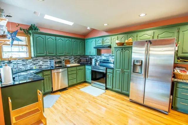 $399,000 | 1603 Roanoke Drive, Warrensburg, MO 64093