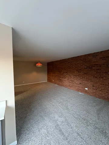 $1,795 | 1840 West Highland Avenue, Unit E204, Elgin, IL 60123