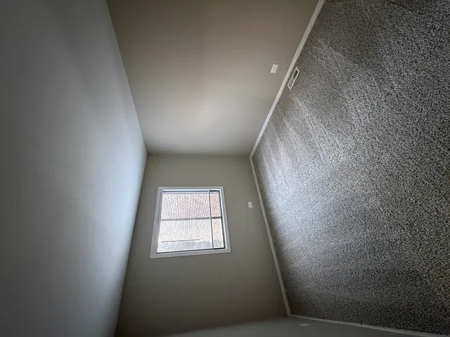 $1,795 | 1840 West Highland Avenue, Unit E204, Elgin, IL 60123